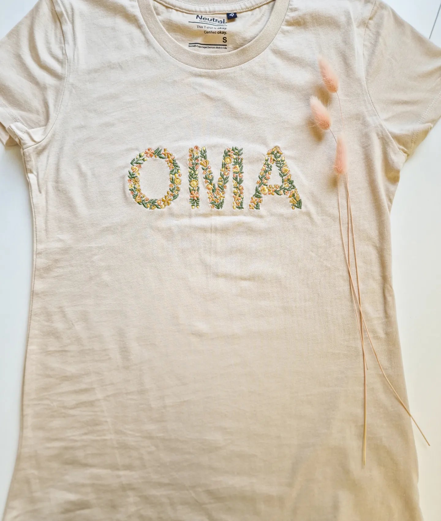 Damen Sweater/Tshirt "OMA" Blumestick Nr.2 Naturtöne