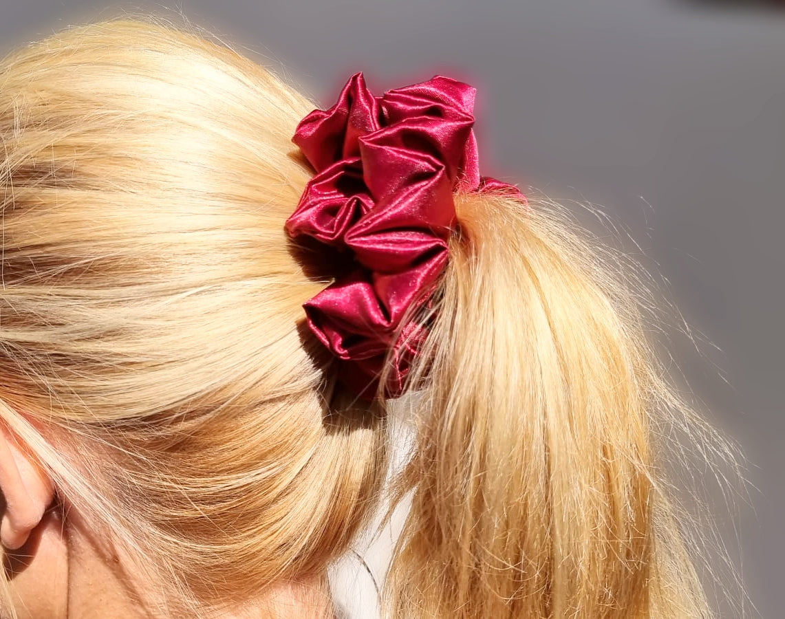 Scrunchie "Silk Elegance"